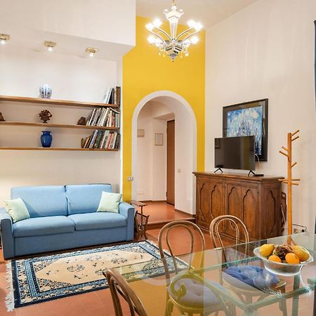 Signoria Apartment With Patio Florencja Zewnętrze zdjęcie