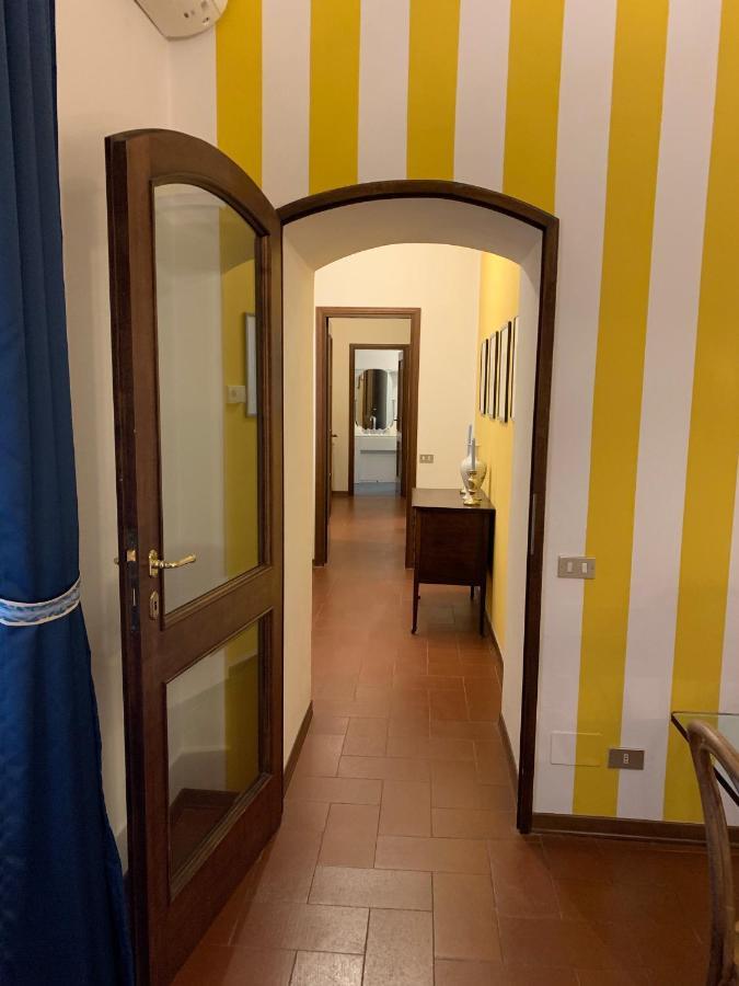 Signoria Apartment With Patio Florencja Zewnętrze zdjęcie